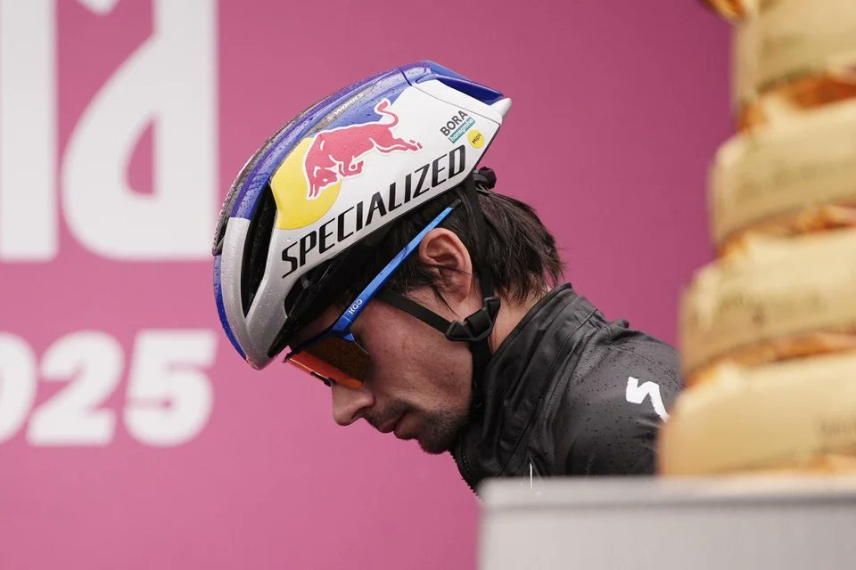 giro d'italia 2025 roglic