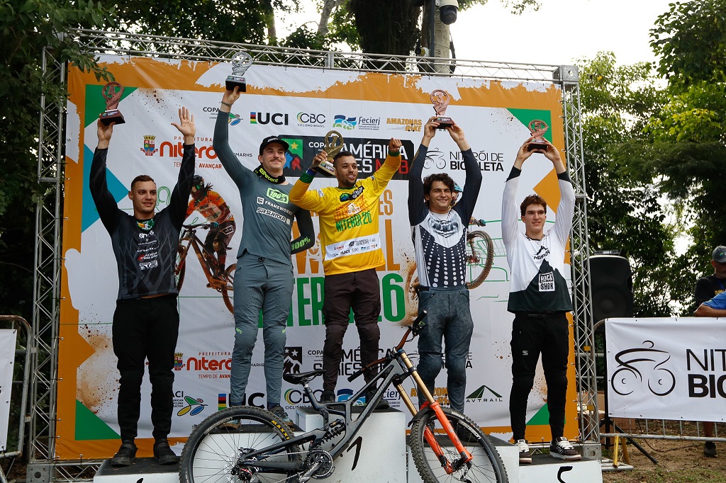 downhill masc niteroi